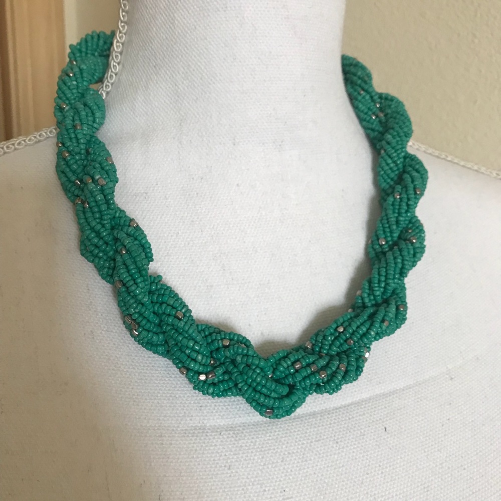 Chunky Teal Beaded necklace